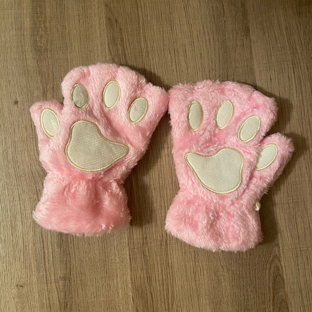Cat Paw fingerless gloves